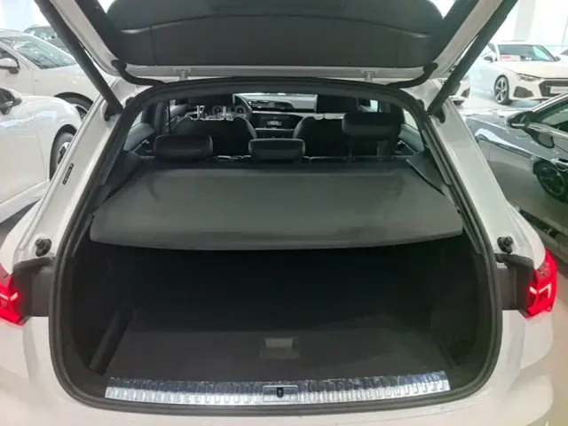 Audi Q3 — Фото автомобиля 18