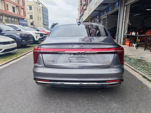 Hongqi H5 — Фото автомобиля 6