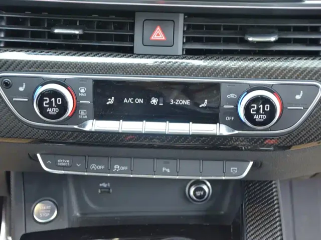 Audi Audi A4L 2024 40 TFSI Luxury Dynamic — Фото автомобиля 8