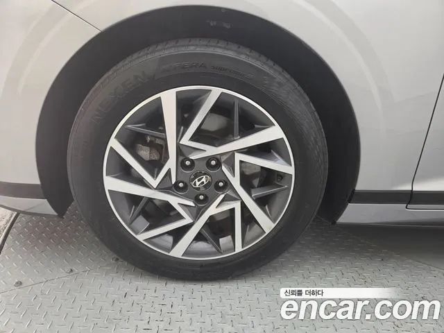 Hyundai Grandeur GN7 — Фото автомобиля 5