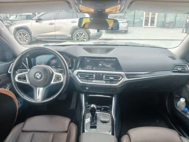BMW 3 Series — Фото автомобиля 7