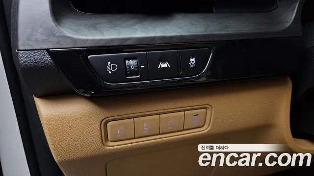 Kia Canival Carnival 4 поколение Дизель 7 мест Signature — Фото автомобиля 24