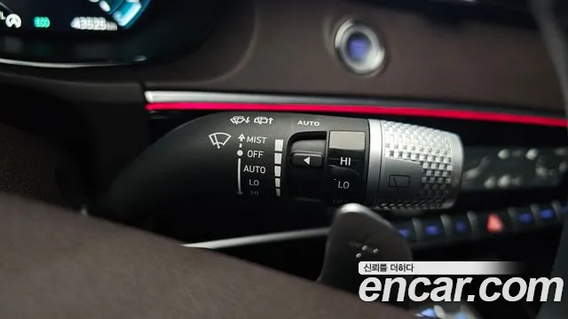 Genesis GV70 2.5T Бензин 2WD — Фото автомобиля 18