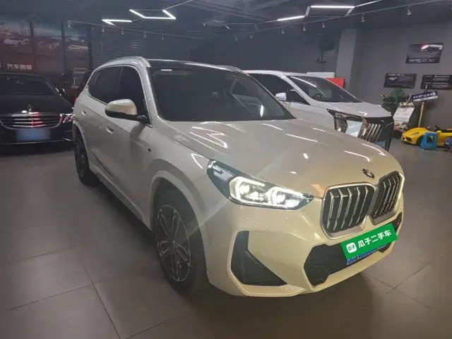 BMW X1 — Фото автомобиля 3