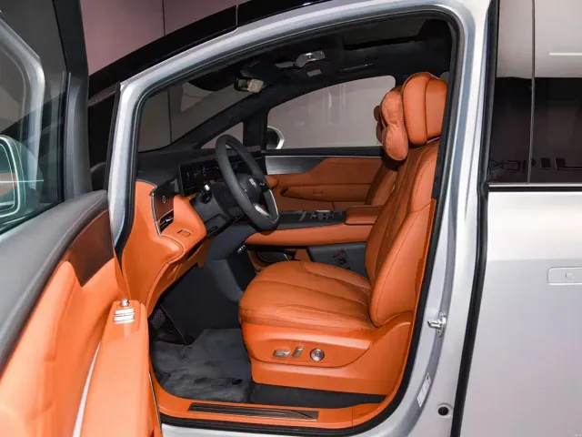 Buick Zhijing Shijia — Фото автомобиля 4