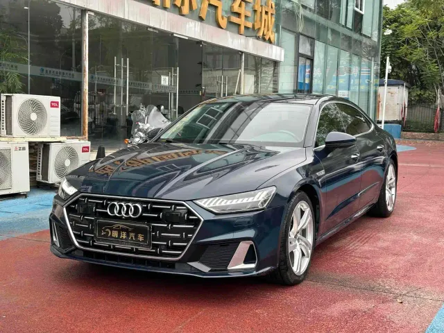 Фотография автомобиля — Audi A7L