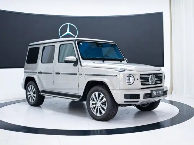Mercedes-Benz G-Class — Фото автомобиля 3