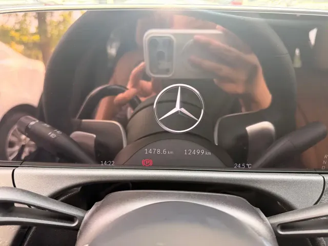 Mercedes-Benz E-Class — Фото автомобиля 27