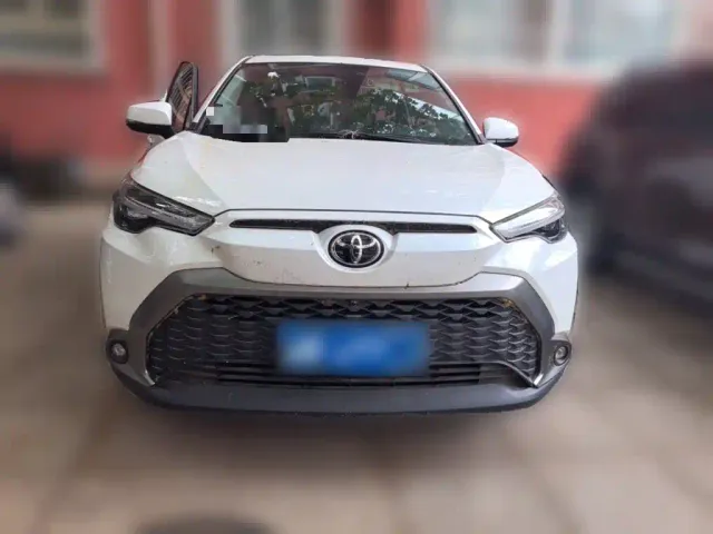 Toyota Frontlander — Фото автомобиля 2