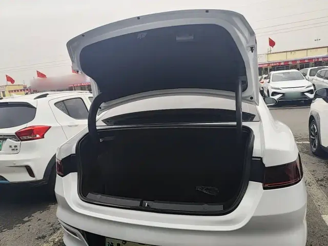 BYD Qin PLUS — Фото автомобиля 18