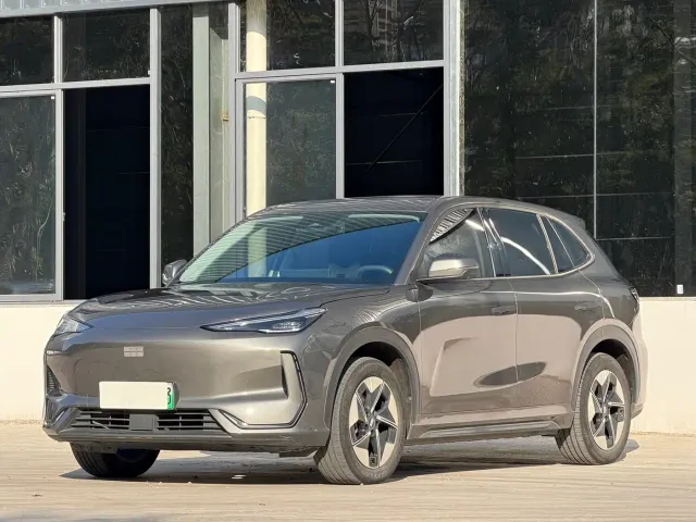 Geely Galaxy E5 — Фото автомобиля 3