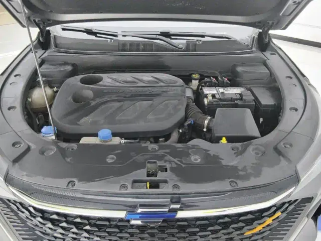 Changan X5 Plus — Фото автомобиля 10