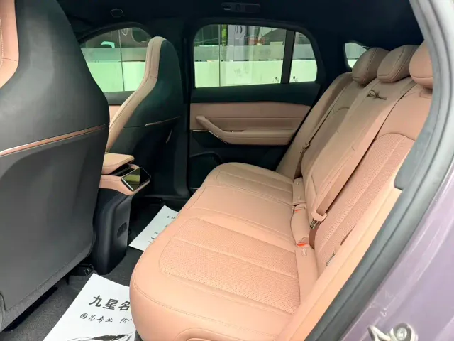 Nio EC6 — Фото автомобиля 6