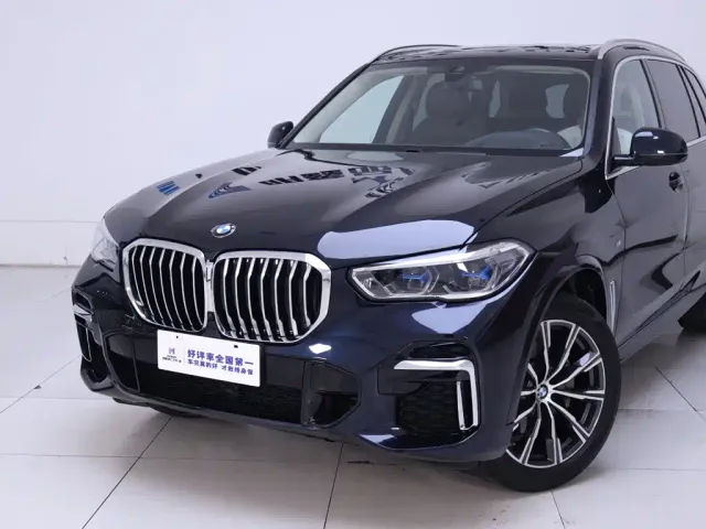 BMW X5 — Фото автомобиля 3