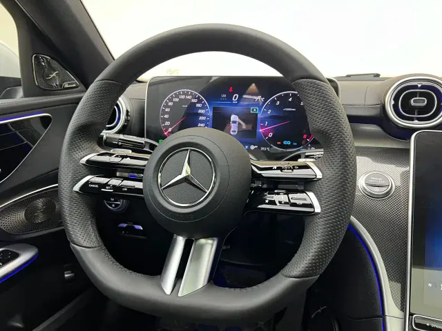 Mercedes-Benz C-Class — Фото автомобиля 14