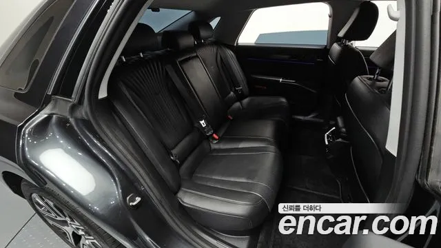 Hyundai Grandeur GN7 — Фото автомобиля 11