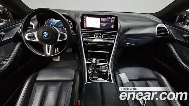 BMW 8 Series G15 — Фото автомобиля 10