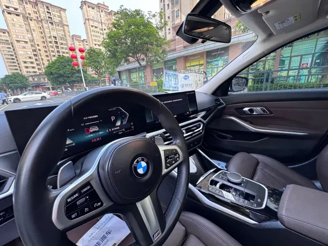 BMW BMW 3 Series 2023 320Li M Sport Package — Фото автомобиля 10