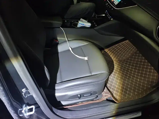 Buick Regal — Фото автомобиля 8