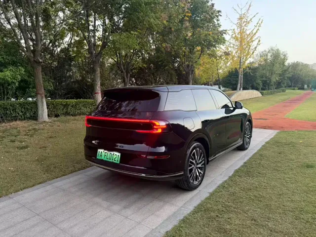 Changan Qiyuan Q07 — Фото автомобиля 9
