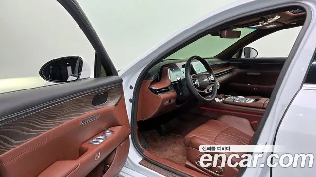 Genesis G90 Бензин 3.5 турбо AWD — Фото автомобиля 11