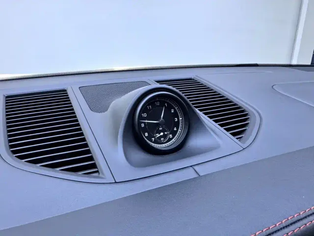 Porsche Macan — Фото автомобиля 15