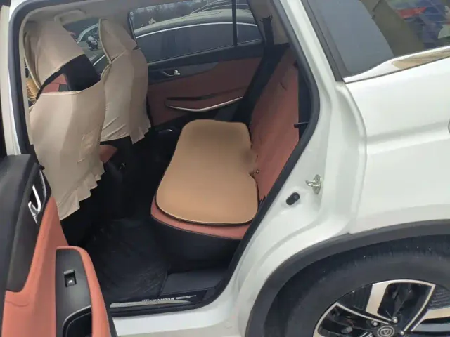 Changan CS75 — Фото автомобиля 14