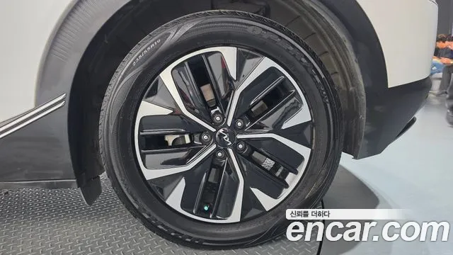 Kia EV6 — Фото автомобиля 21