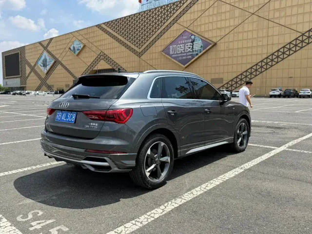 Audi Q3 — Фото автомобиля 6
