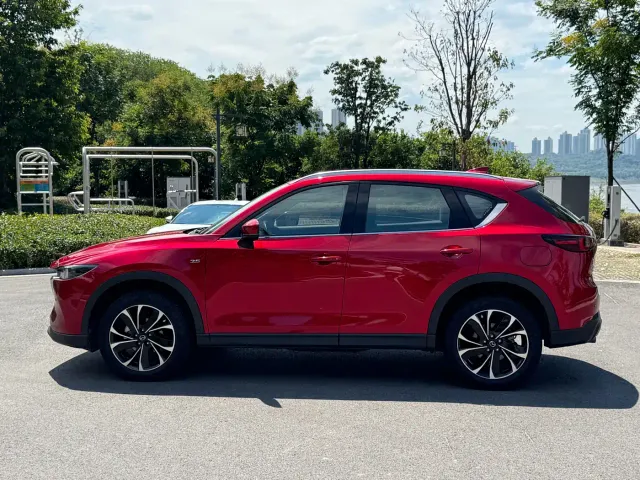 Mazda CX-5 — Фото автомобиля 3