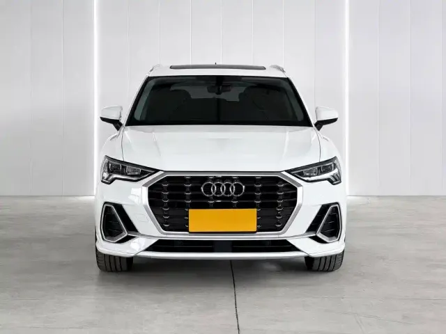 Audi Q3 — Фото автомобиля 2