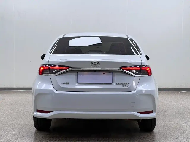 Toyota Corolla — Фото автомобиля 7