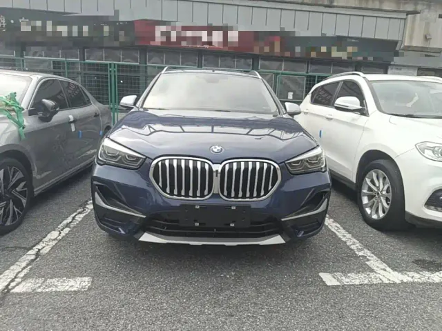 BMW X1 — Фото автомобиля 2