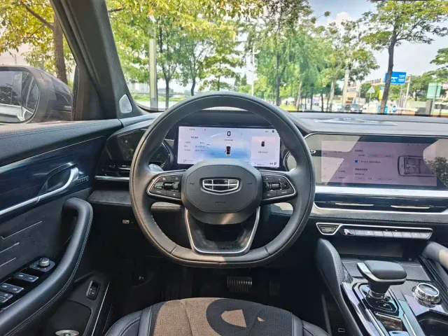Geely Xingyue L — Фото автомобиля 17
