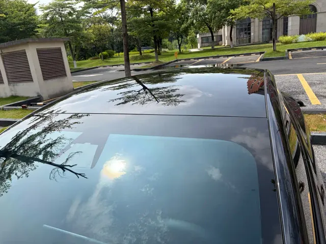 Tesla Model 3 — Фото автомобиля 25