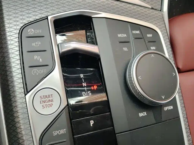 BMW 3 Series — Фото автомобиля 15