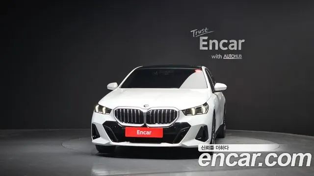 BMW 5-Series — Фото автомобиля 3