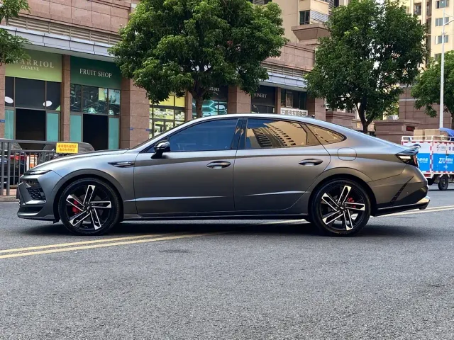 Hyundai Sonata — Фото автомобиля 10