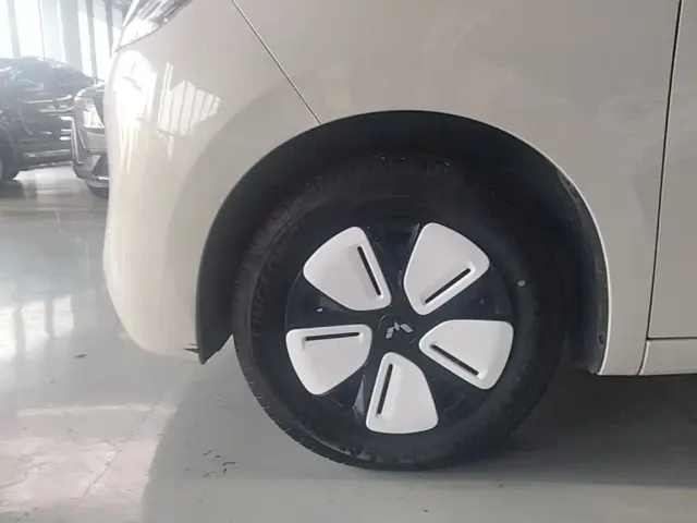 Wuling Hongguang Mini EV — Фото автомобиля 22