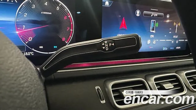 Mercedes-Benz GLE-Class — Фото автомобиля 9