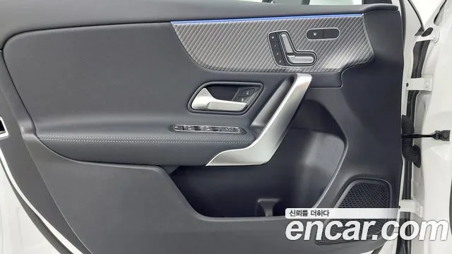 Mercedes-Benz A-Class — Фото автомобиля 15