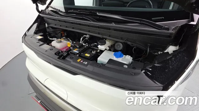 Kia PV5 — Фото автомобиля 9