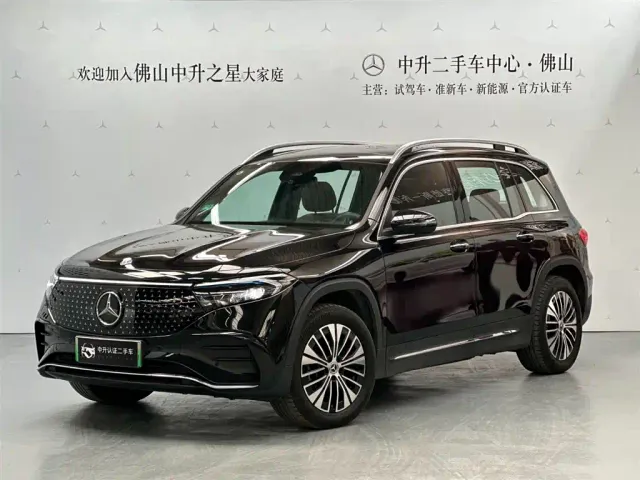 Фотография автомобиля — Mercedes-Benz EQB
