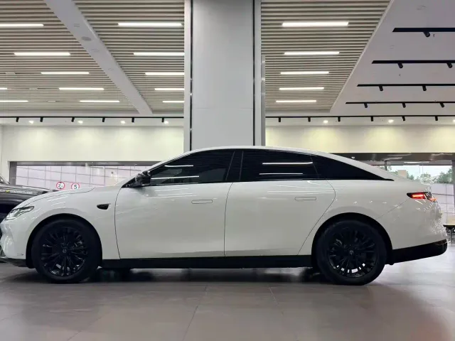 Leapmotor C01 — Фото автомобиля 3