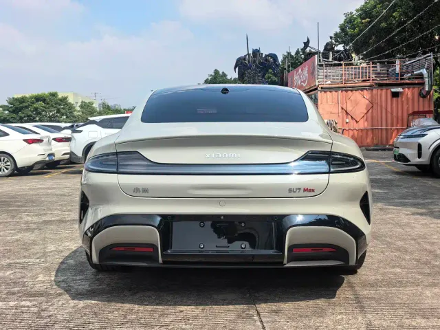 Xiaomi SU7 — Фото автомобиля 6
