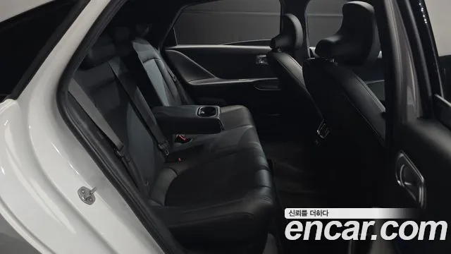 Hyundai Ioniq 6 — Фото автомобиля 17