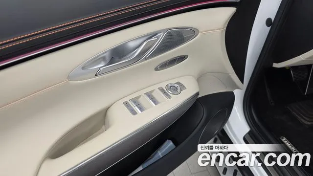 Genesis GV70 3.5T Бензин AWD — Фото автомобиля 30