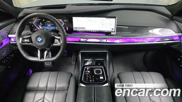 BMW 7 Series G70 — Фото автомобиля 7