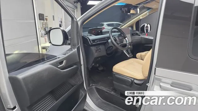 Hyundai Staria Staria L3.5 Tourer 9 мест — Фото автомобиля 10