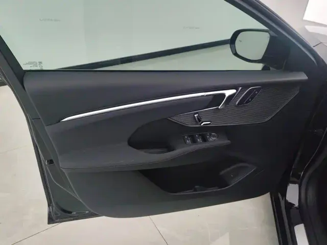 Buick LaCrosse — Фото автомобиля 7
